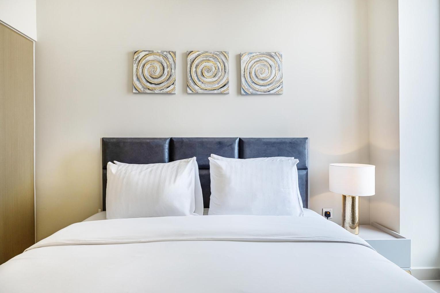 Appartement Modern On 33rd Floor In Creek