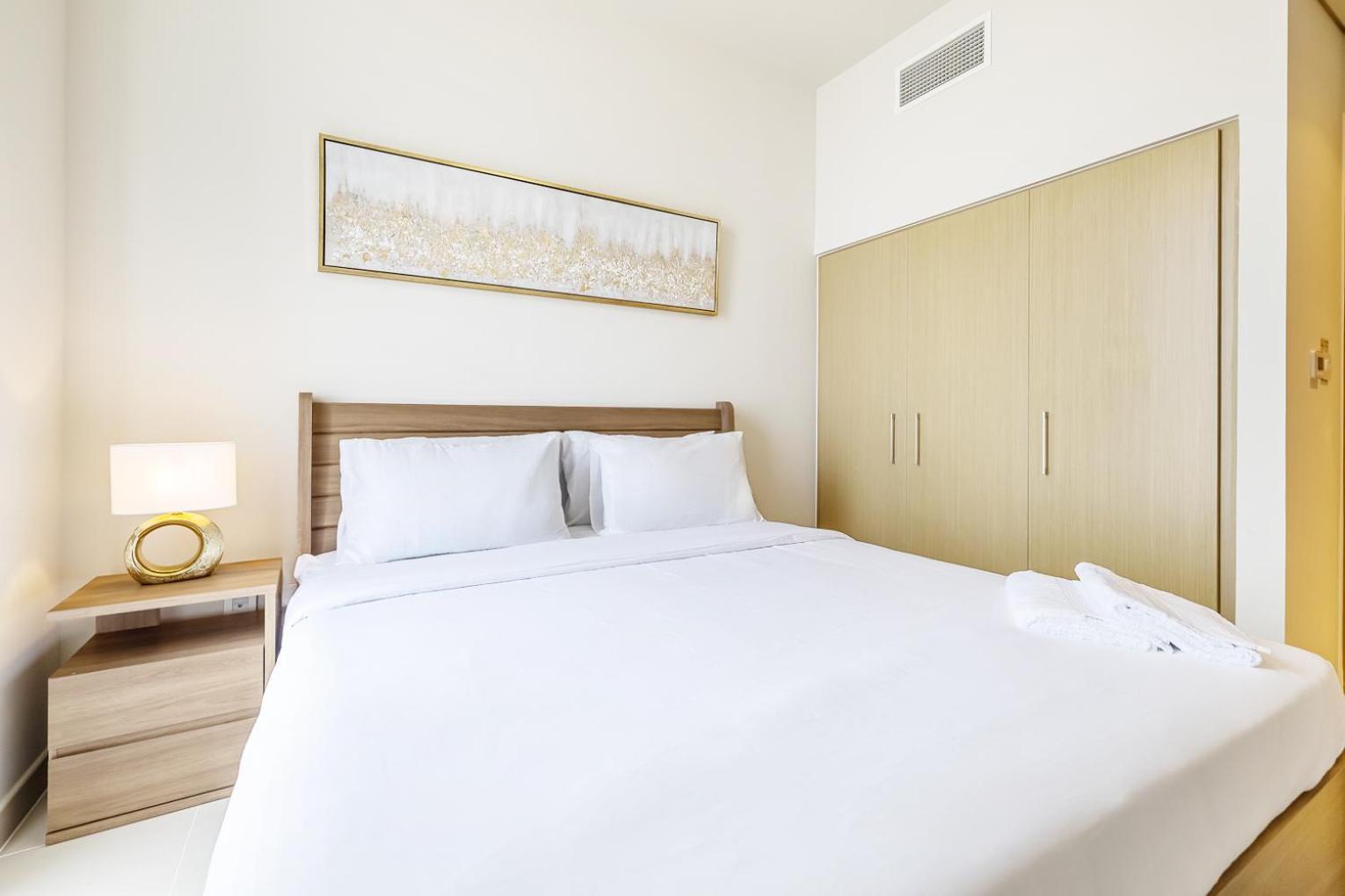 Modern On 33rd Floor In Creek Appartement Dubaï