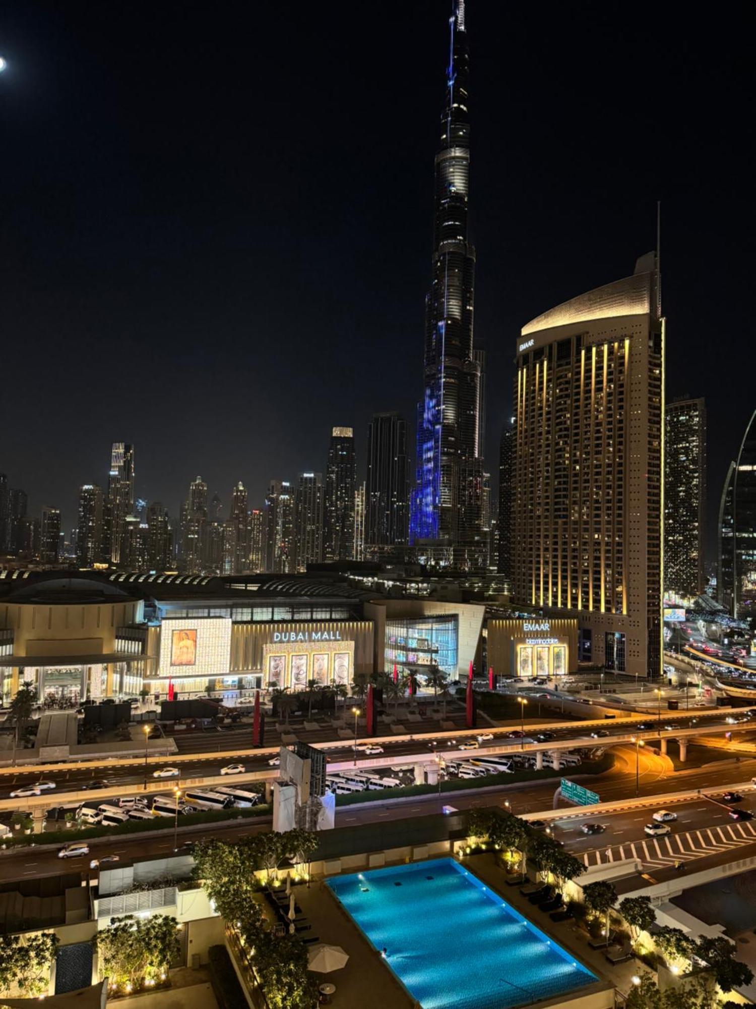 Premium 3br With Burj Khalifa & Mall View * Dubai