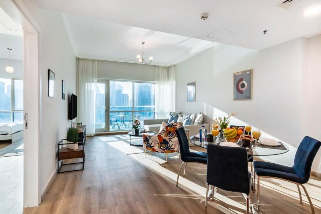 Apartment First Class 1br Stylish With Burj Khalifa View