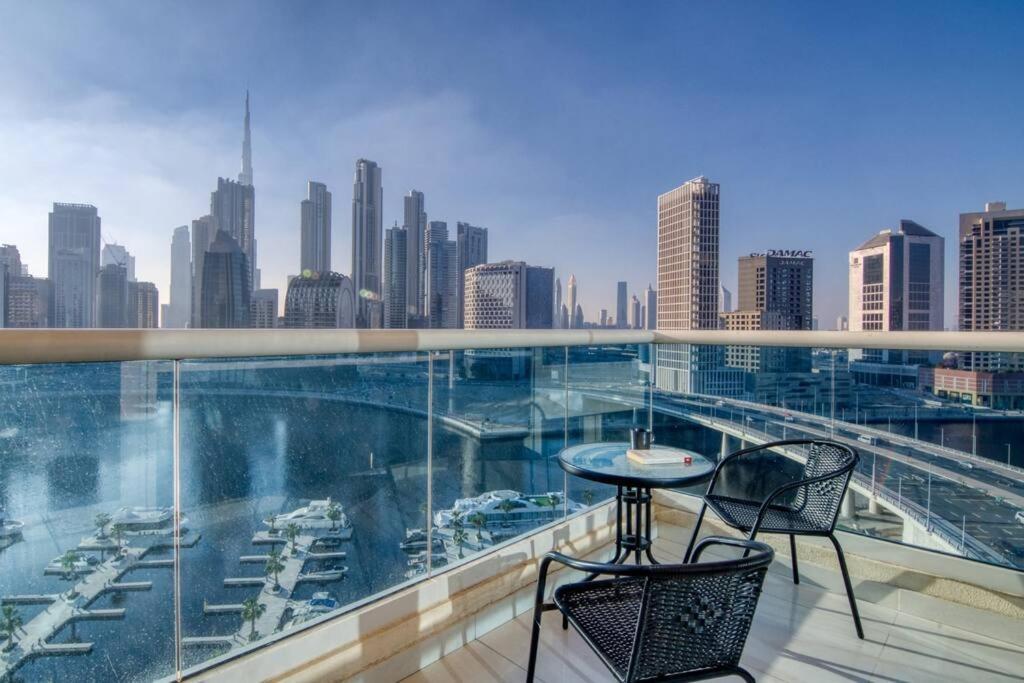 First Class 1br Stylish With Burj Khalifa View Apartment