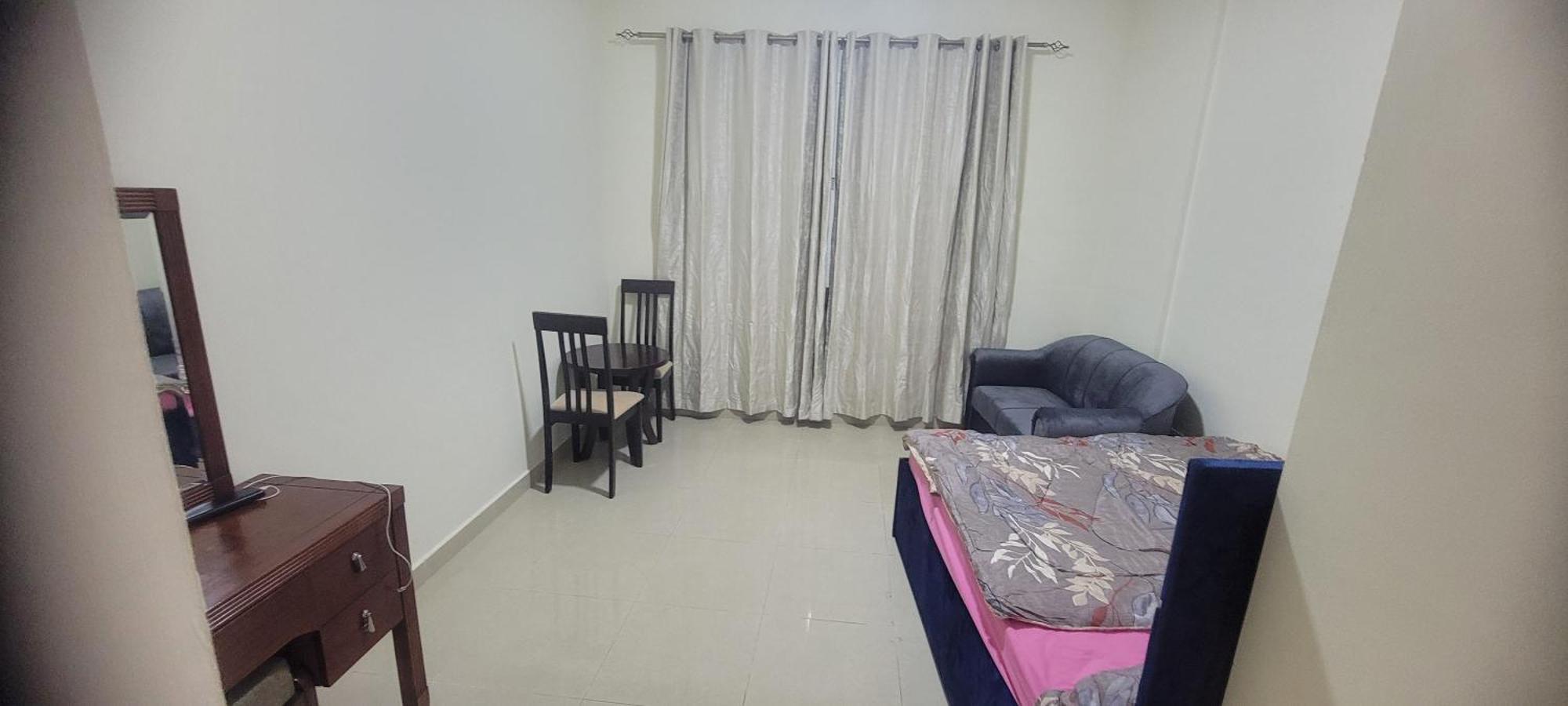 406b-16 Quarto em Acomodações Particulares *