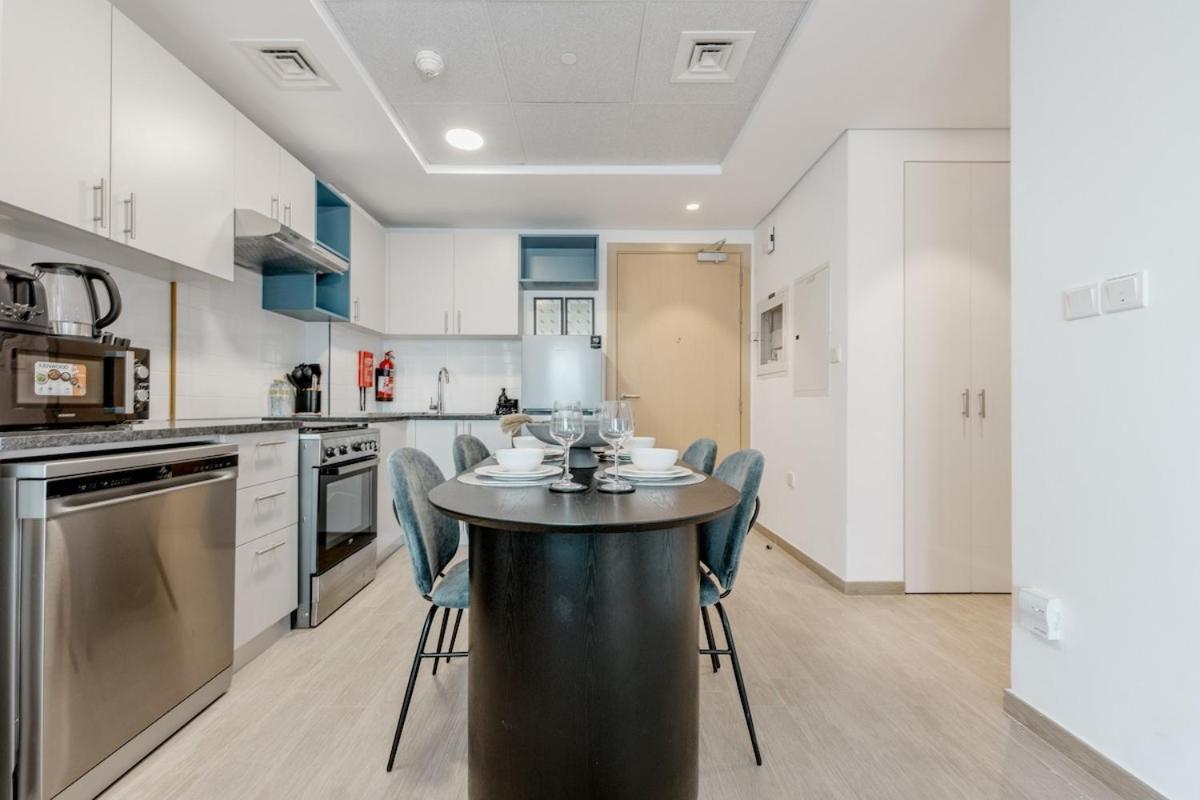 Soothing 1-bedroom With A Modern Kitchen And Dining Area In Jebel Ali Dubaï