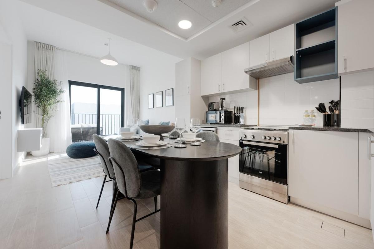 Soothing 1-bedroom With A Modern Kitchen And Dining Area In Jebel Ali Dubaï