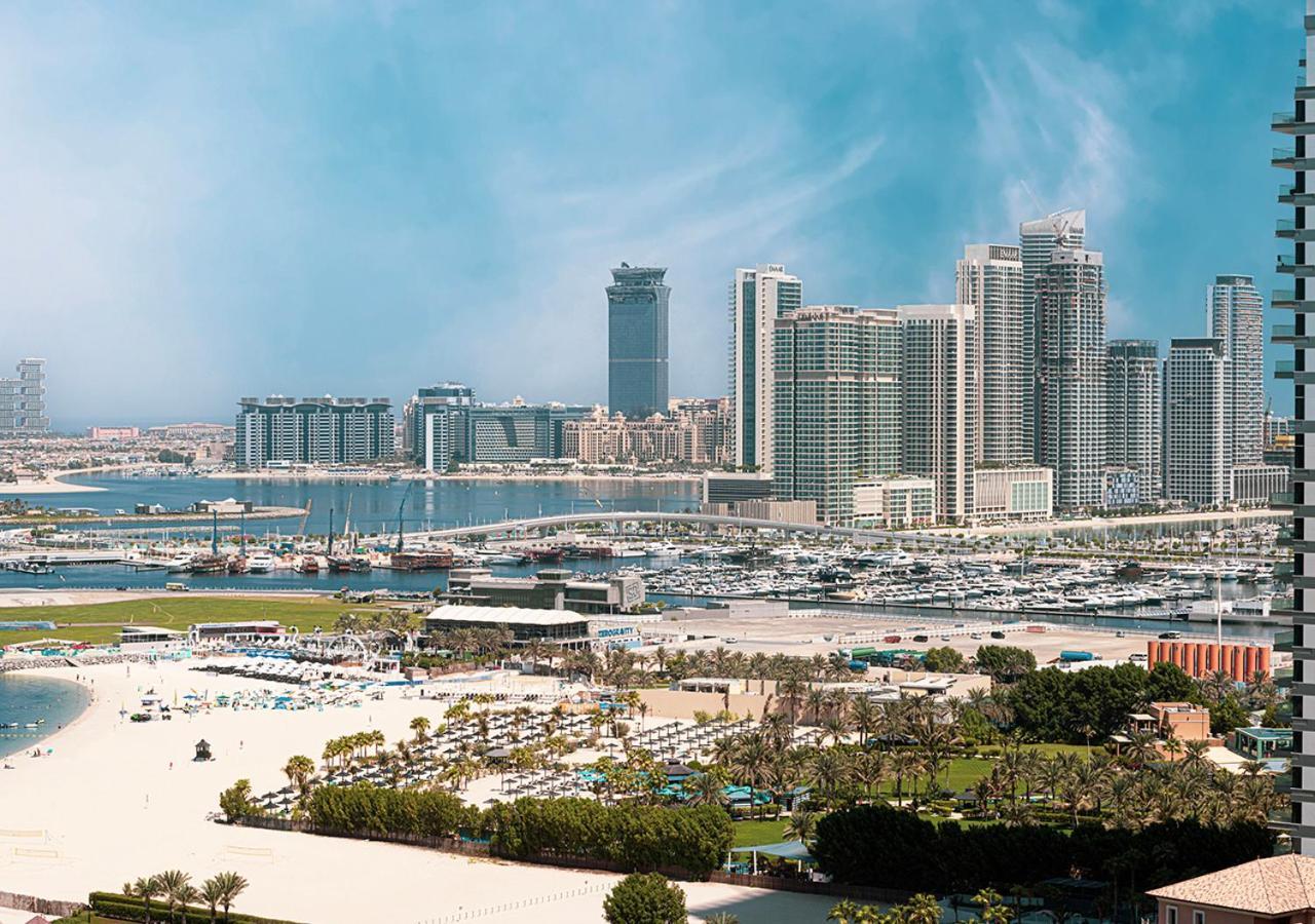 Lägenhet Luxury Sea View Beachfront 3 Bedroom Apt, Jbr