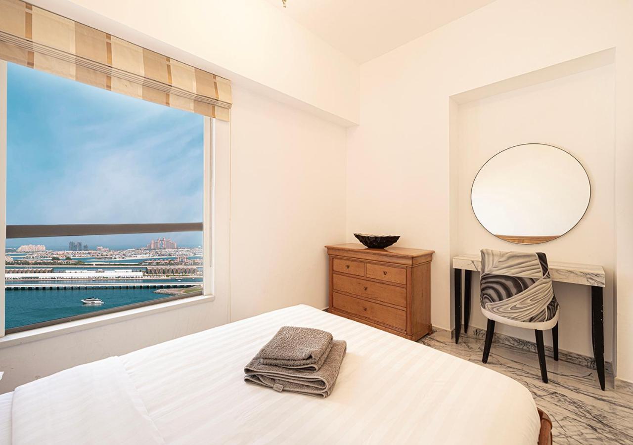Lägenhet Luxury Sea View Beachfront 3 Bedroom Apt, Jbr