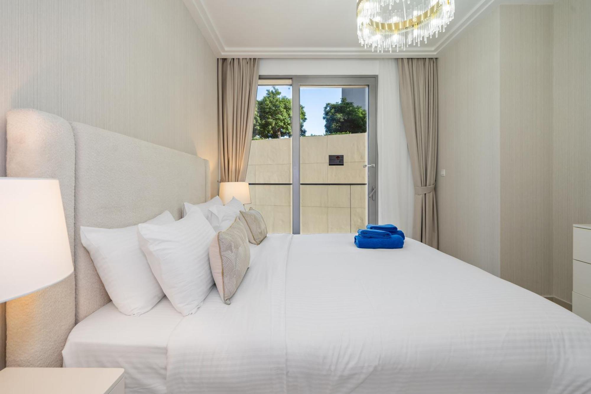 Newarabian Blvd Point Downtown 1 Bedroom Downtown * Dubaï