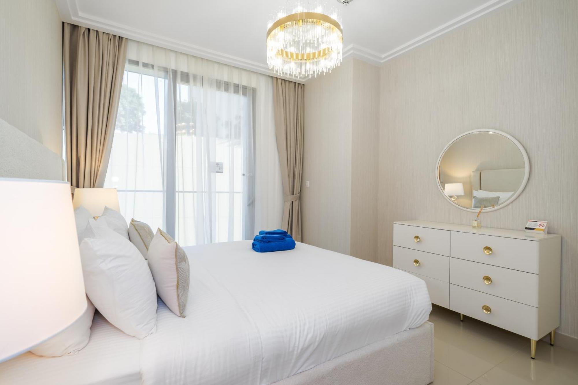Newarabian Blvd Point Downtown 1 Bedroom Downtown *