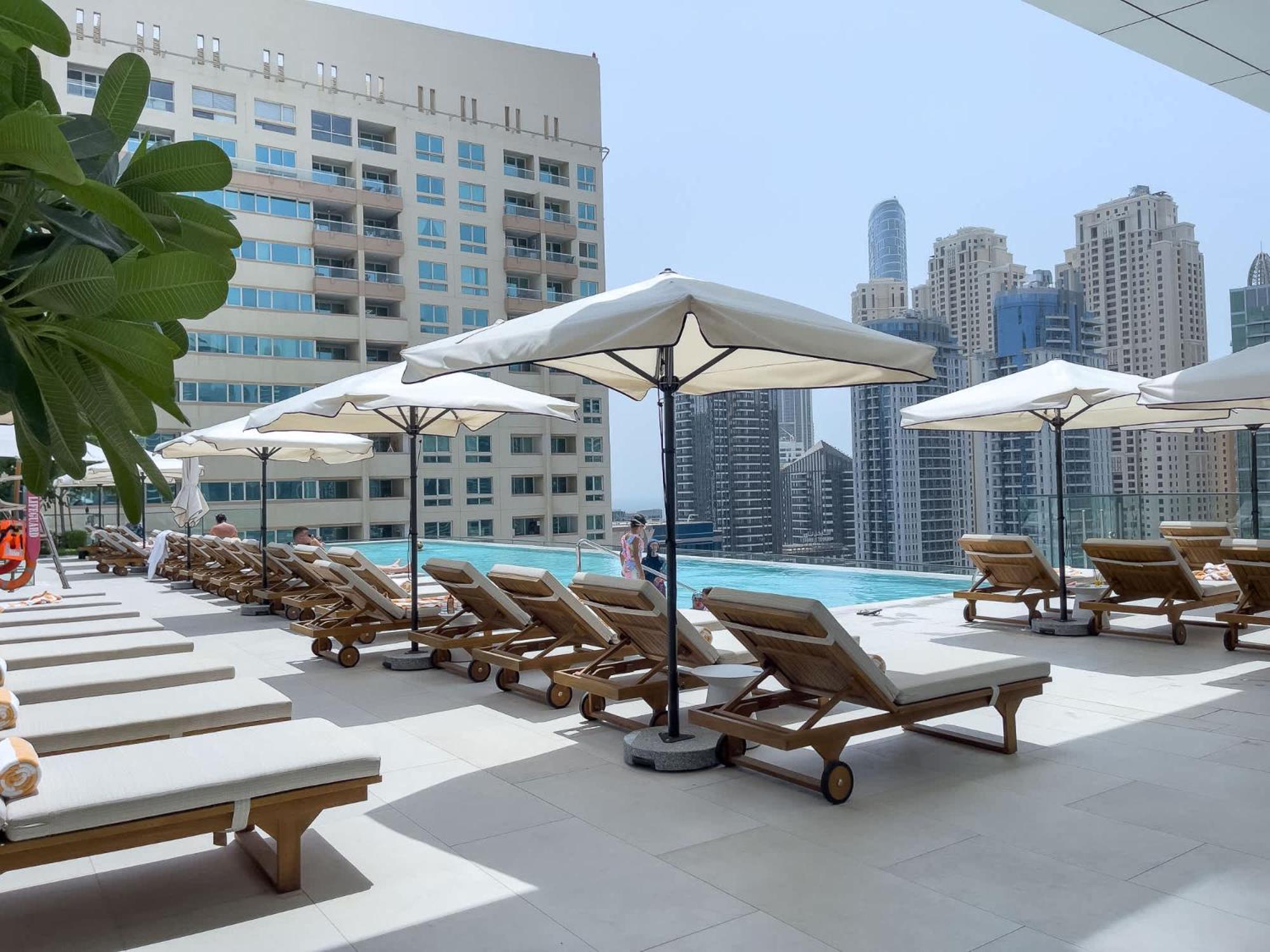 Stylish 3-bedrooms With An Elegant Dining Area In The Heart Of Marina! Dubái