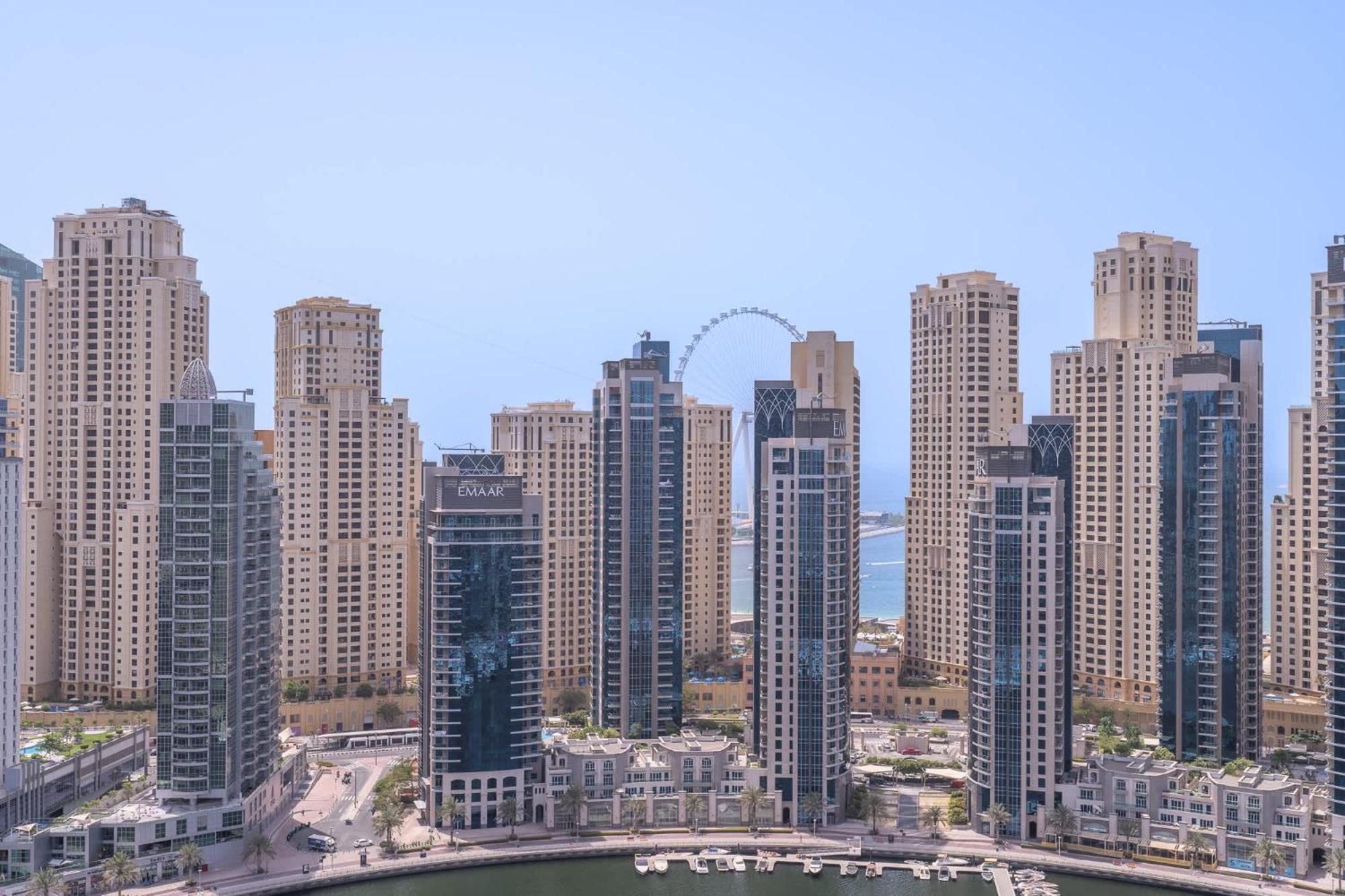 Apartamento Stylish 3-bedrooms With An Elegant Dining Area In The Heart Of Marina! *