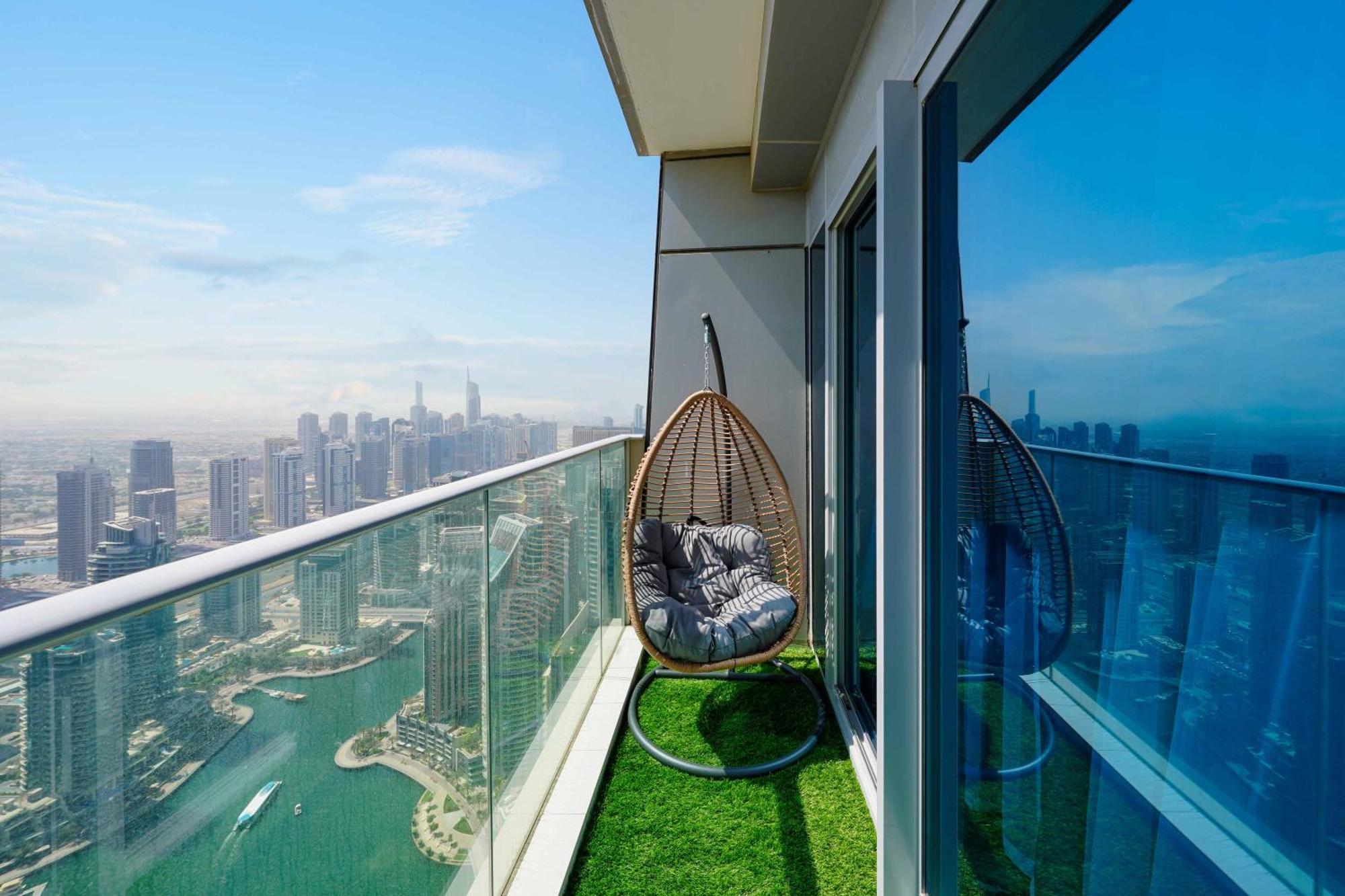 Luxurious With Panoramic Views At Marina Appartement *