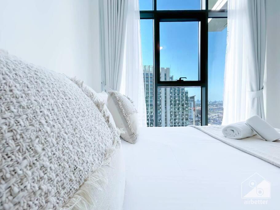 Elegant & Spacious 1bedroom With Balcony Appartement *