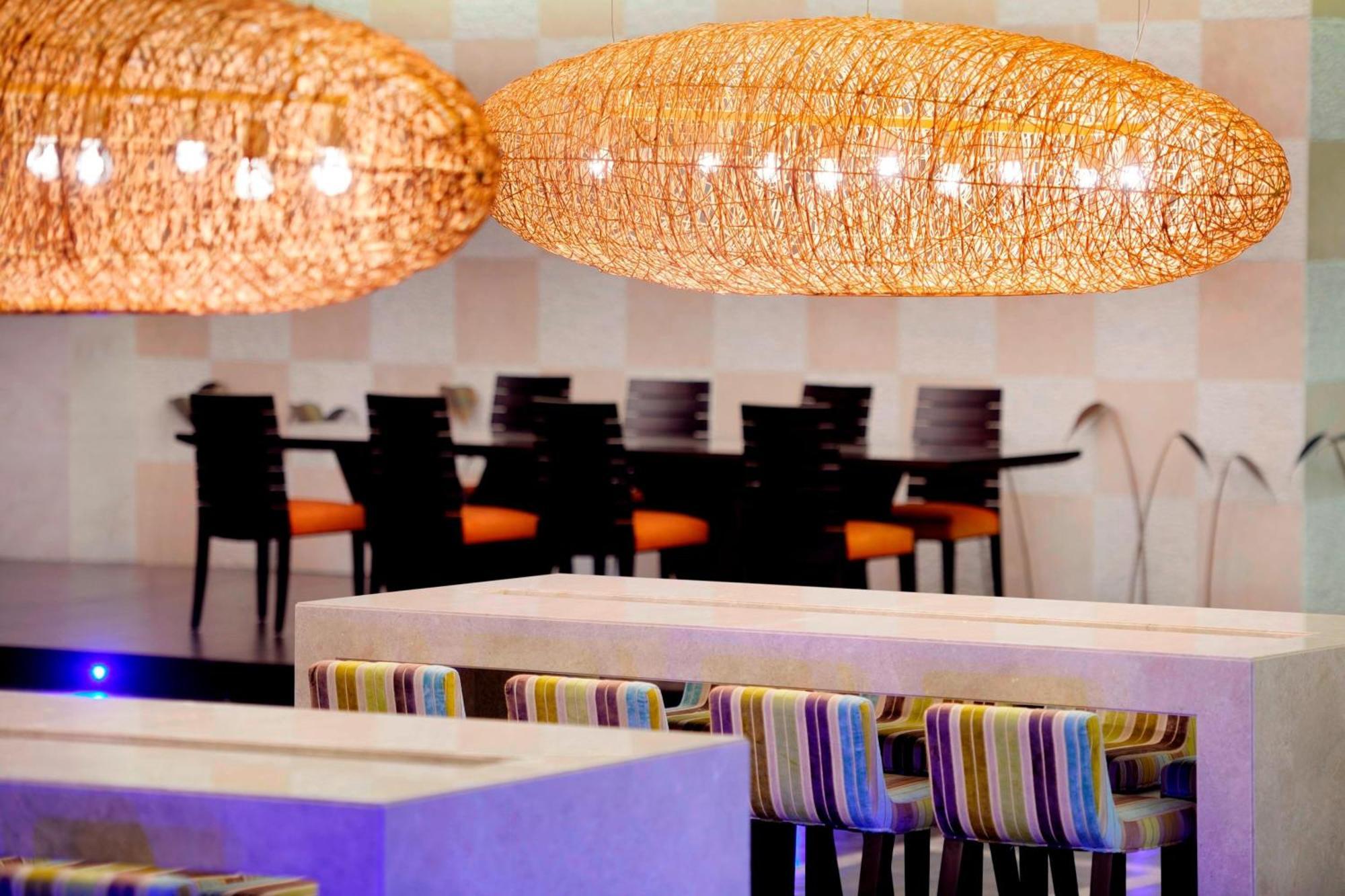 Marriott Al Jaddaf Hotel 5*