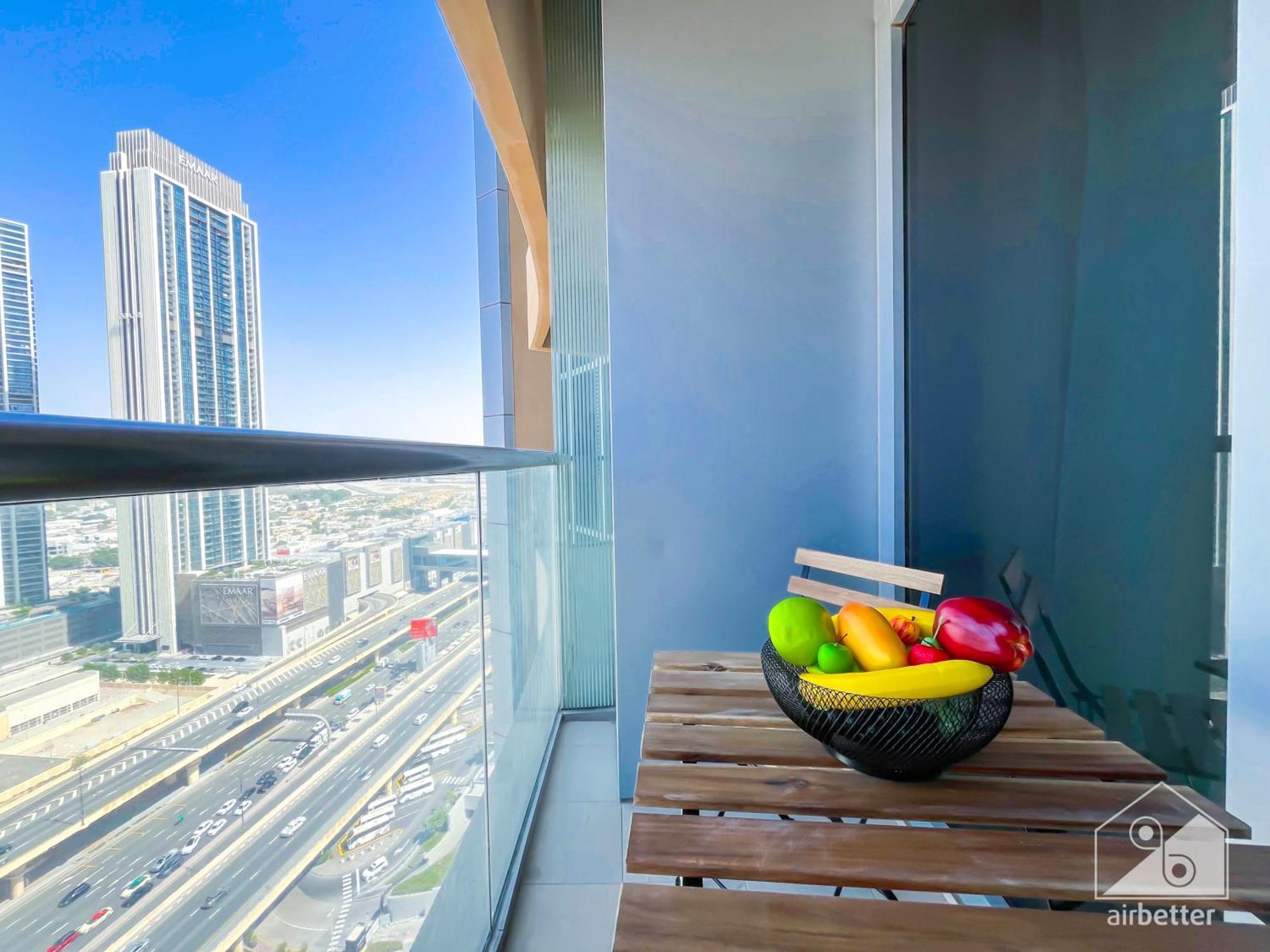 Mall Downtown Luxury With Balcony & View