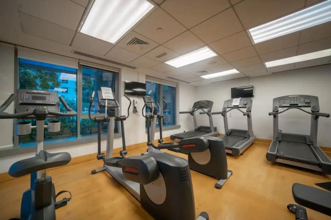 1br High Floor At Boulevard 29 Near Mall By Vibel *