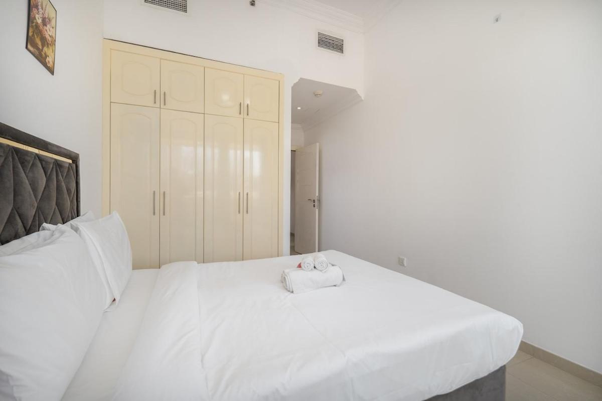 Cozy & Simple 1-bedroom Flat In Marina Lejlighed