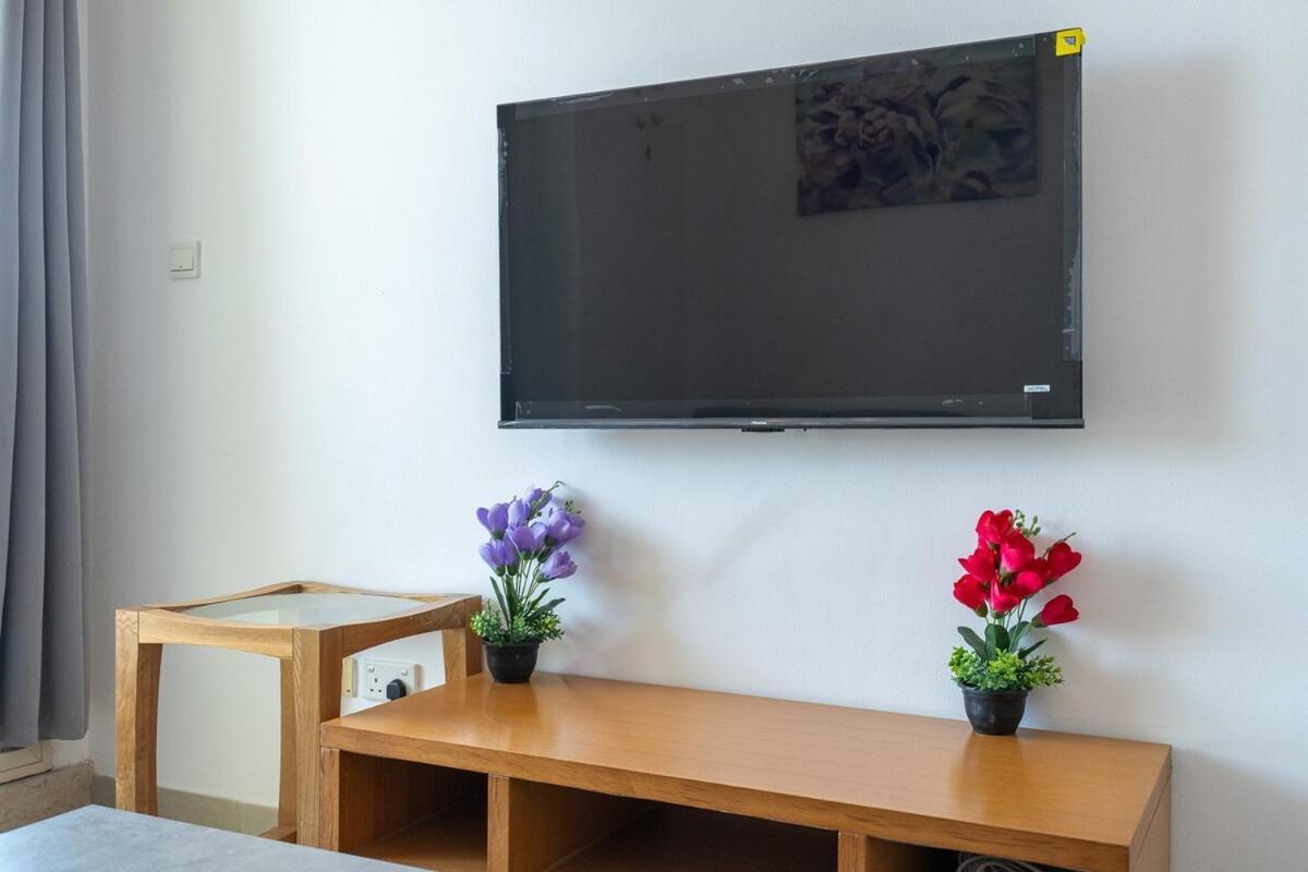 Cozy & Simple 1-bedroom Flat In Marina Lejlighed