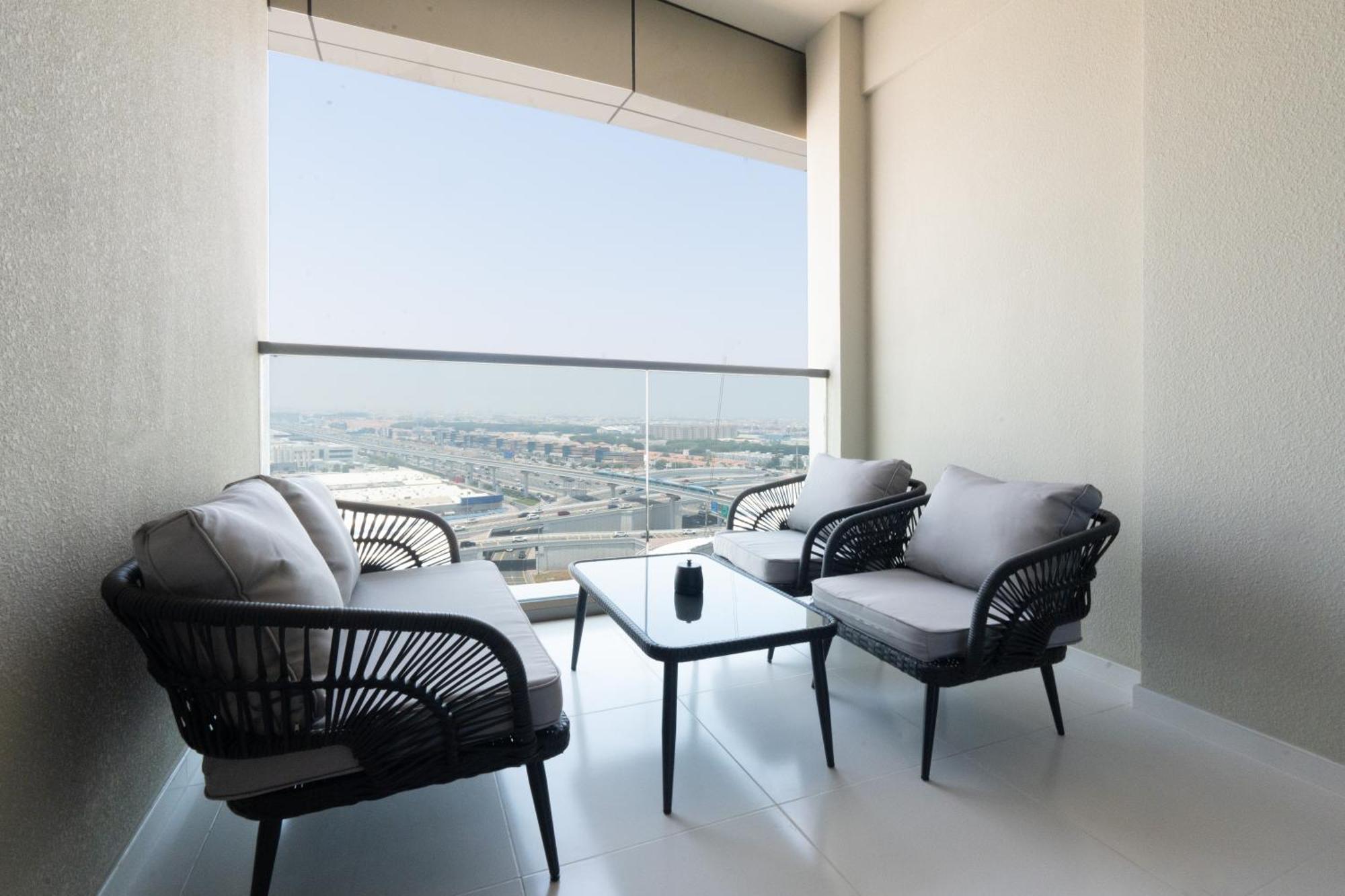 Keyrock Living - Family 2br Cozy In Business Bay - Aykon Tower