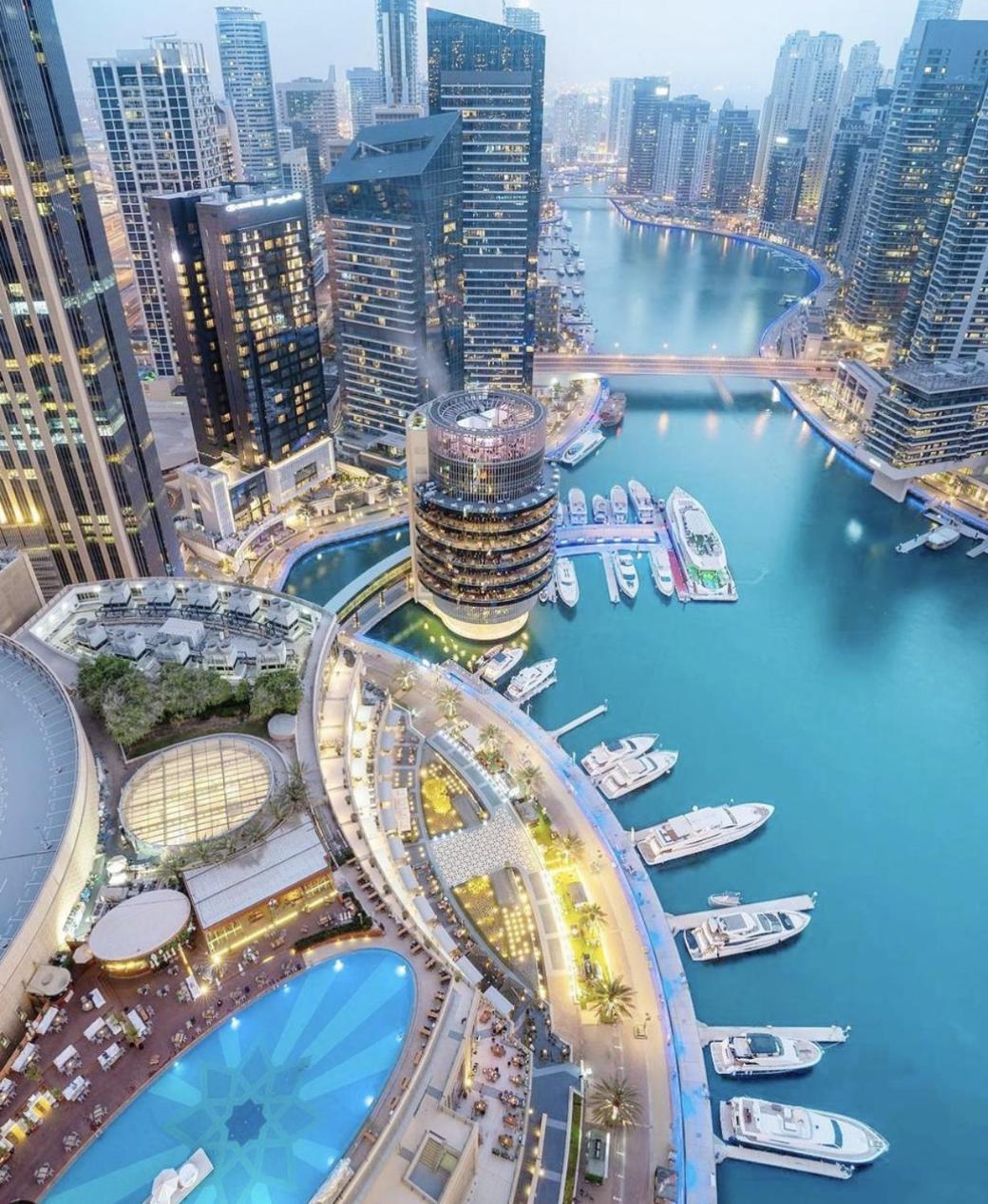 Emaar Address Studio In Marina With Mall Access And Five Star Amenities * Dubai