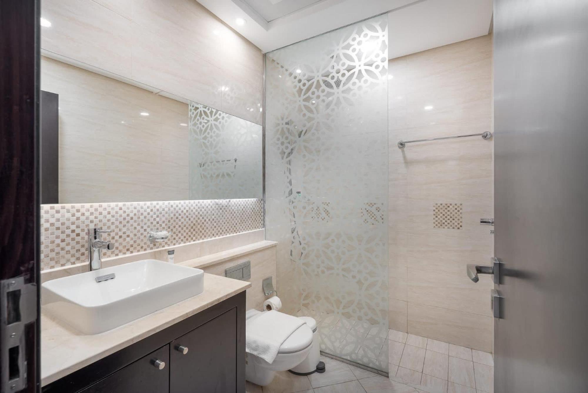 Absolutely Stunning 3 Bedroom In Downtown Apartamento *