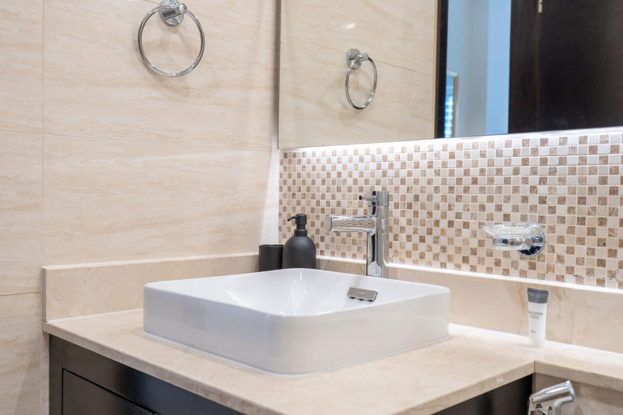 Absolutely Stunning 3 Bedroom In Downtown Apartamento