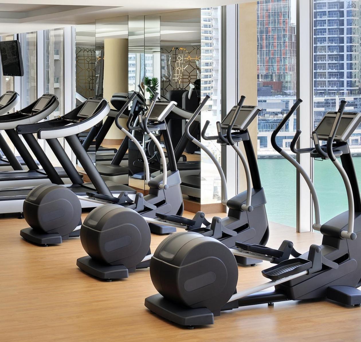 Emaar Address Studio In Marina With Mall Access And Five Star Amenities