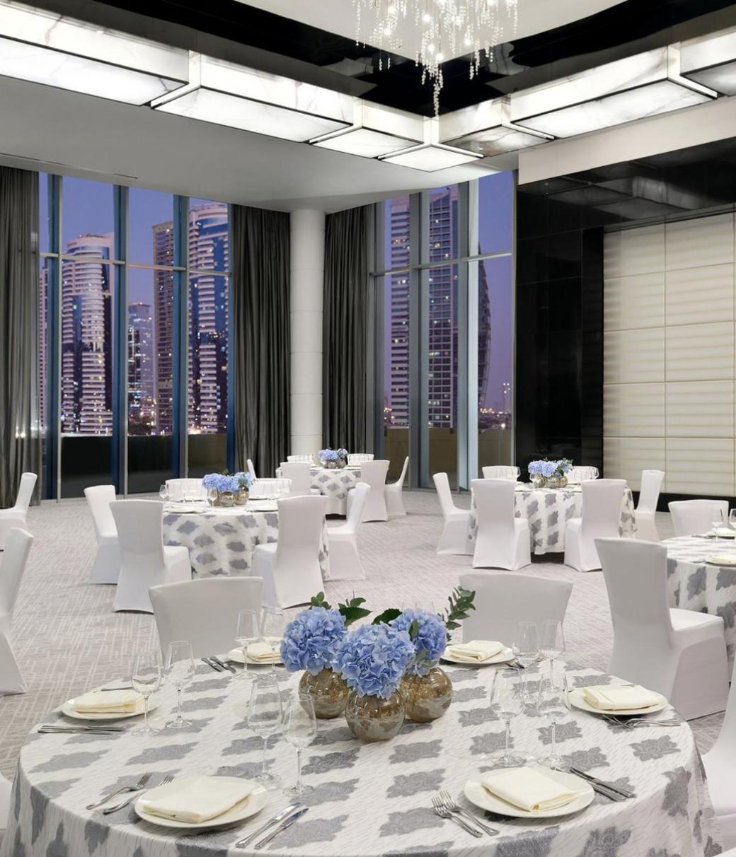 Emaar Address Studio In Marina With Mall Access And Five Star Amenities