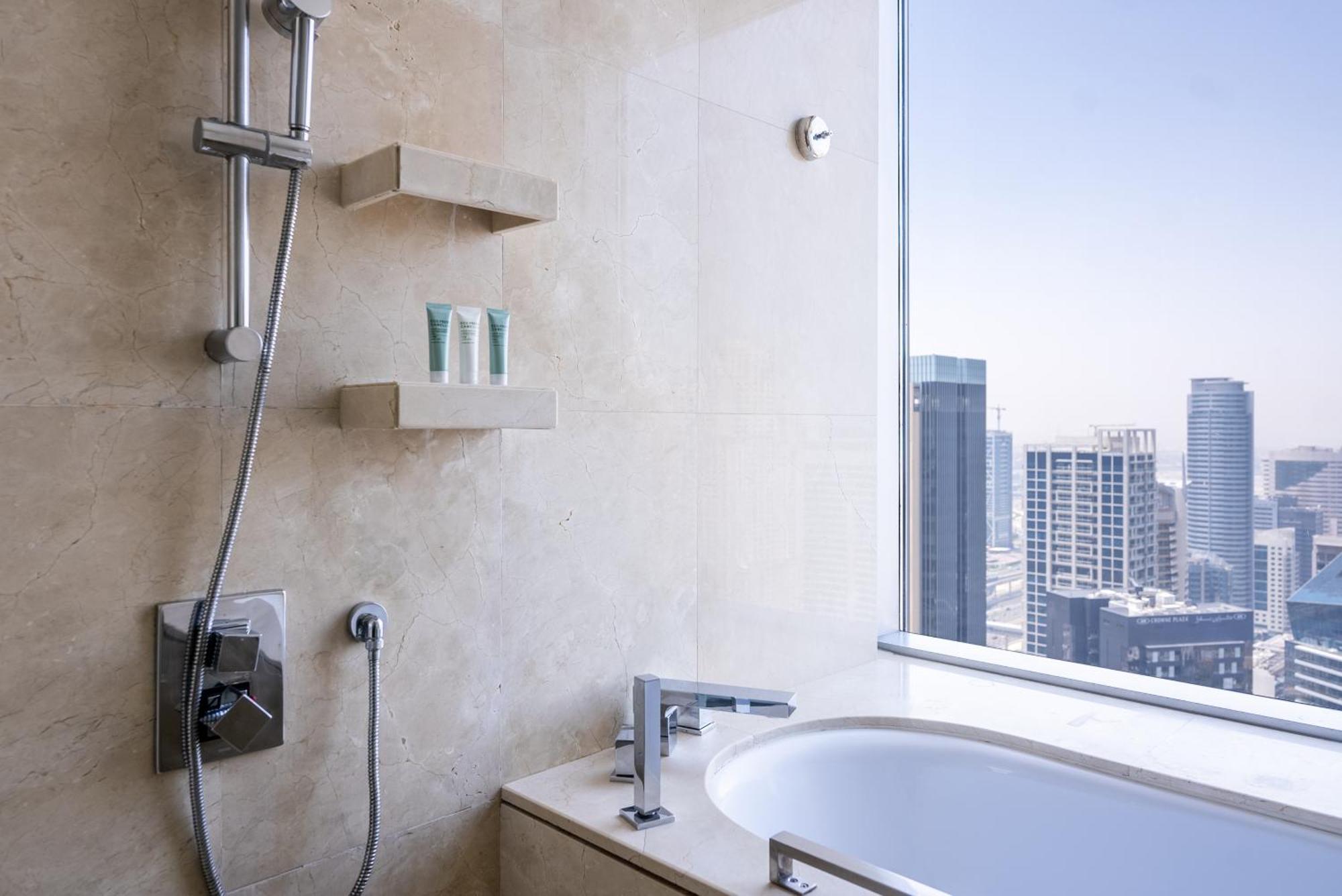 Apartament Emaar Address Studio In Marina With Mall Access And Five Star Amenities Dubai