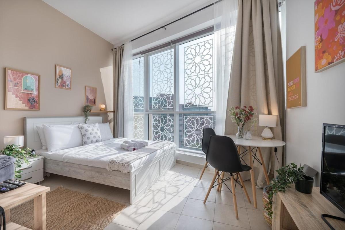 Appartement Trendy With Fitted Kitchen In Discovery Gardens