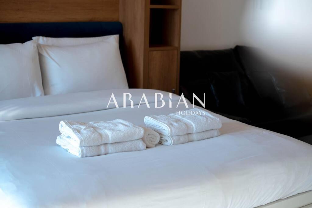 Stylish And Bright In Arjan * Dubai
