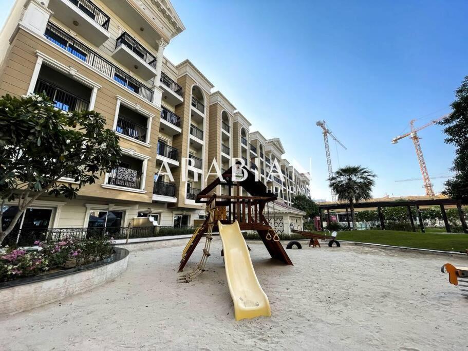 Apartament Stylish And Bright In Arjan
