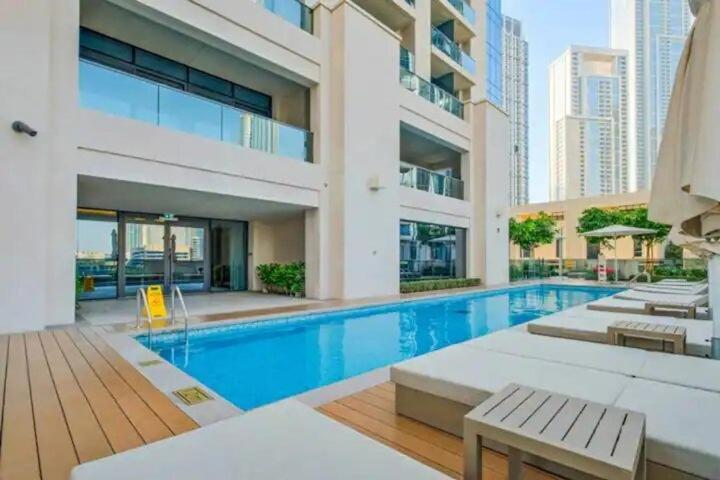 Gorgeous 2-bedroom In Downtown Dubai, Near Burj Khalifa! Appartamento Dubai