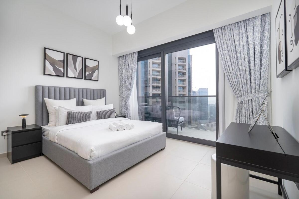Gorgeous 2-bedroom In Downtown Dubai, Near Burj Khalifa! *