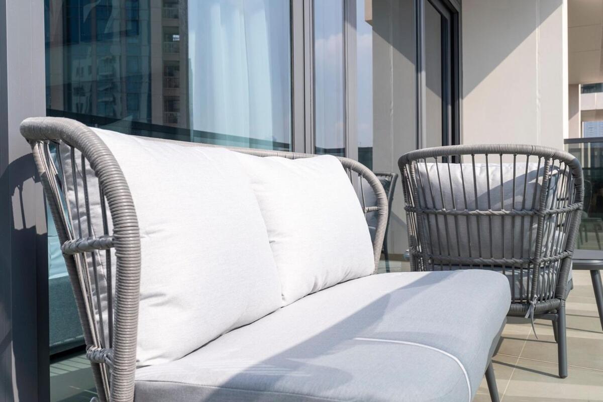 Gorgeous 2-bedroom In Downtown Dubai, Near Burj Khalifa! Appartamento *