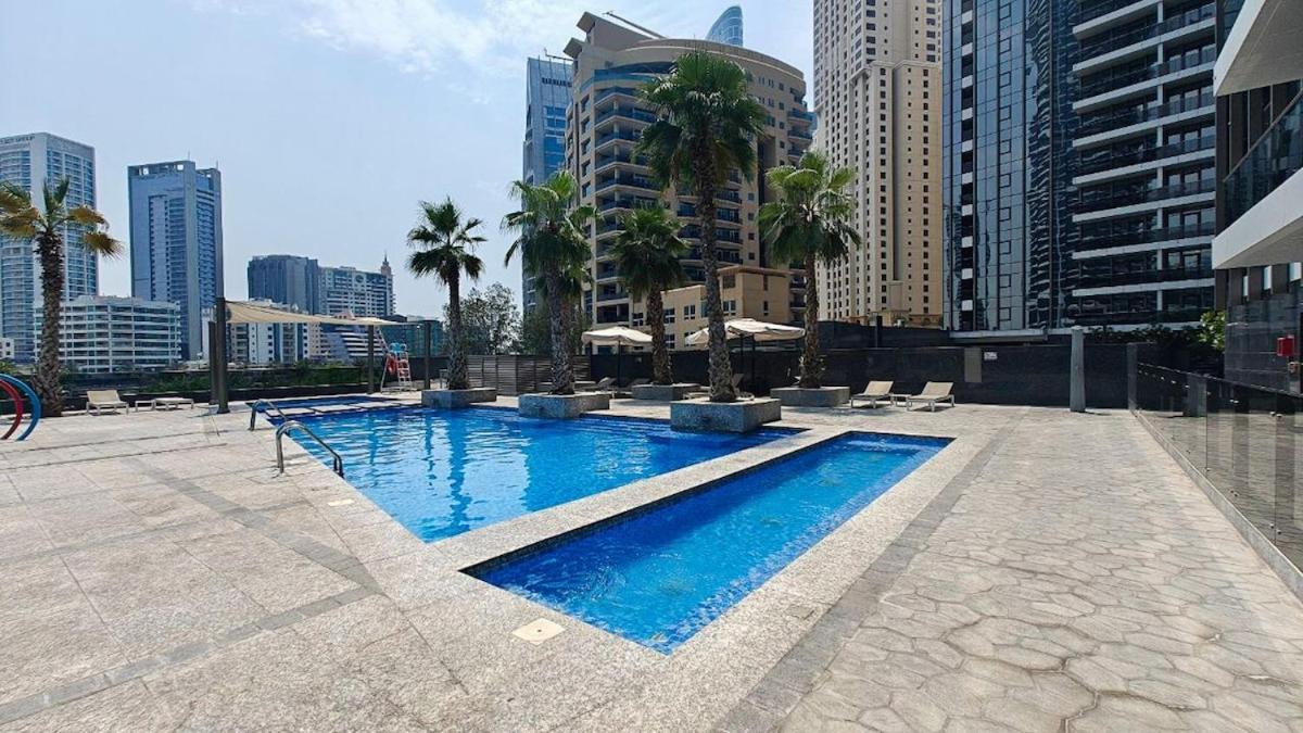 Wonderful 1-bedroom With Canal View At Sparkle Tower In Marina Apartamento