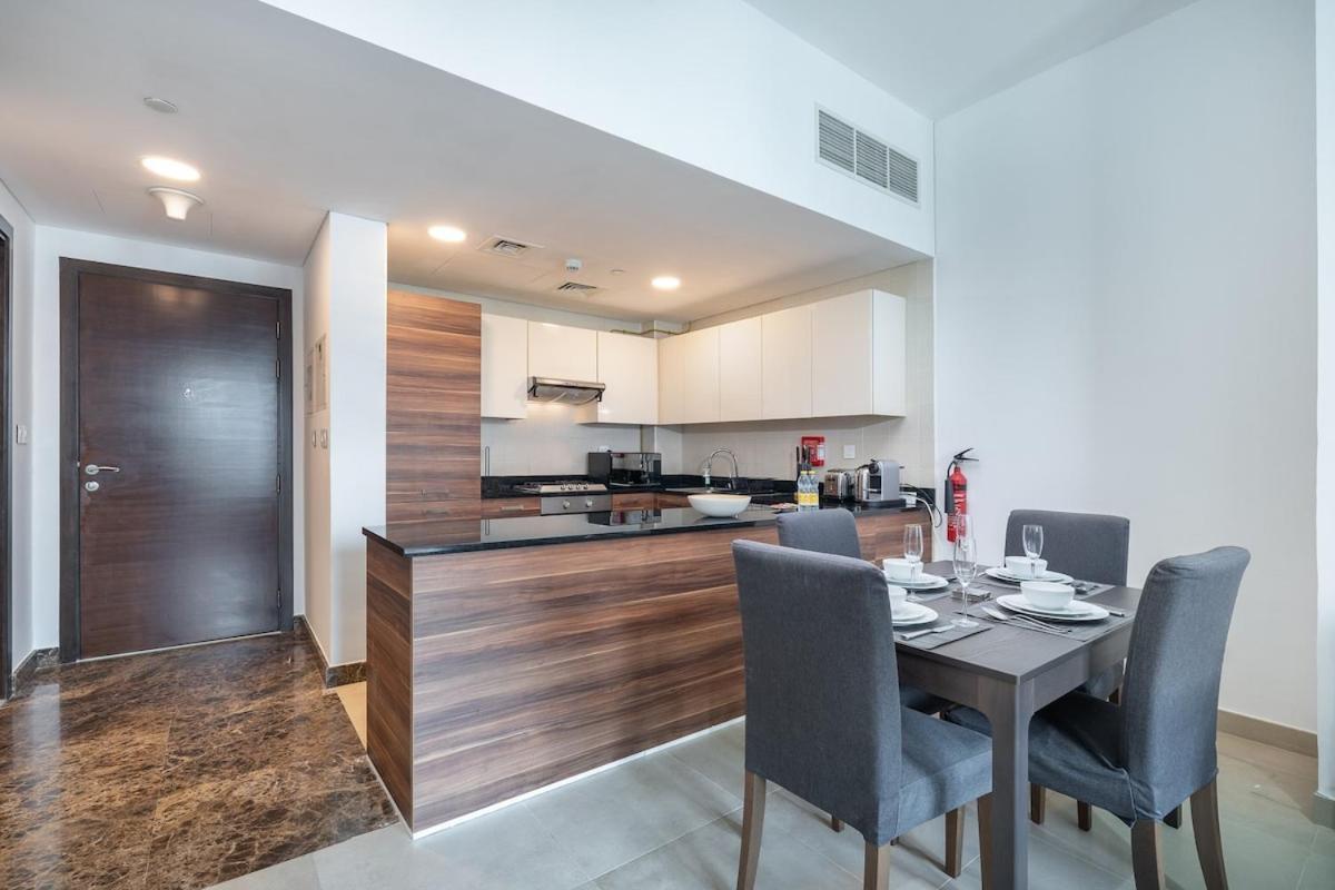 Apartamento Wonderful 1-bedroom With Canal View At Sparkle Tower In Marina Dubai