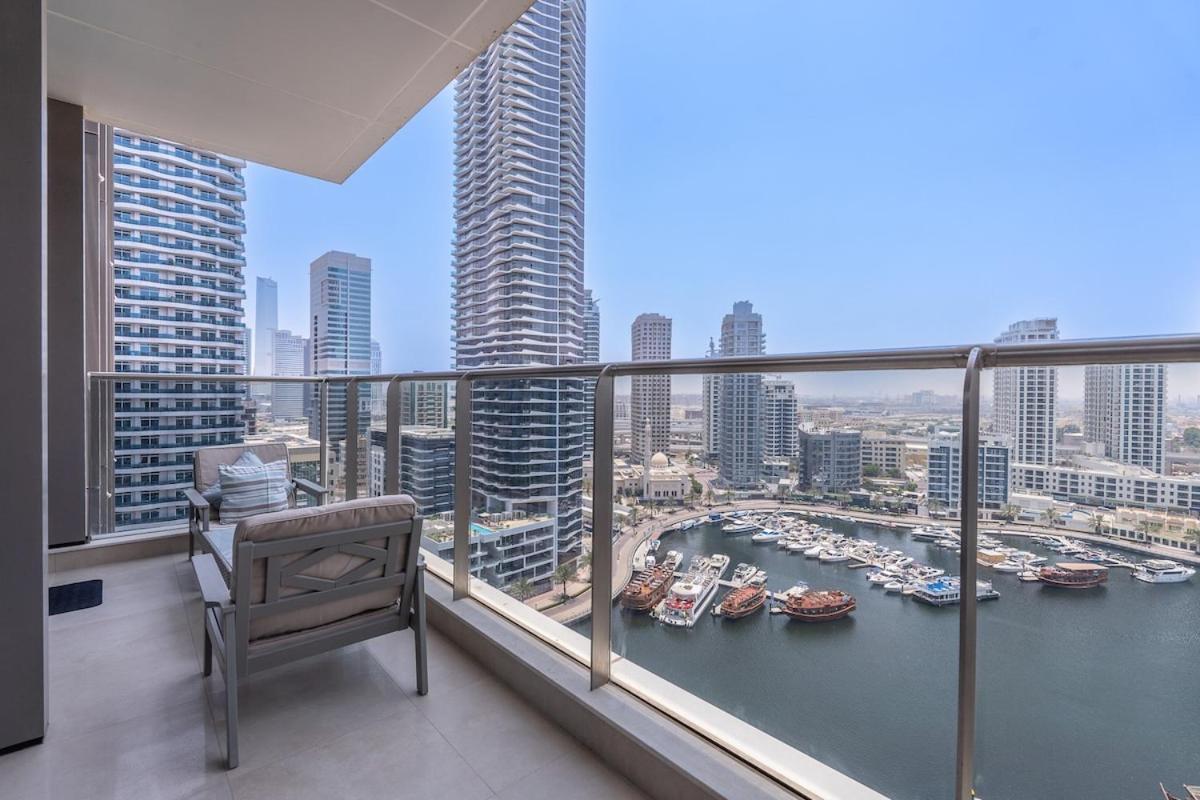 Wonderful 1-bedroom With Canal View At Sparkle Tower In Marina Apartamento