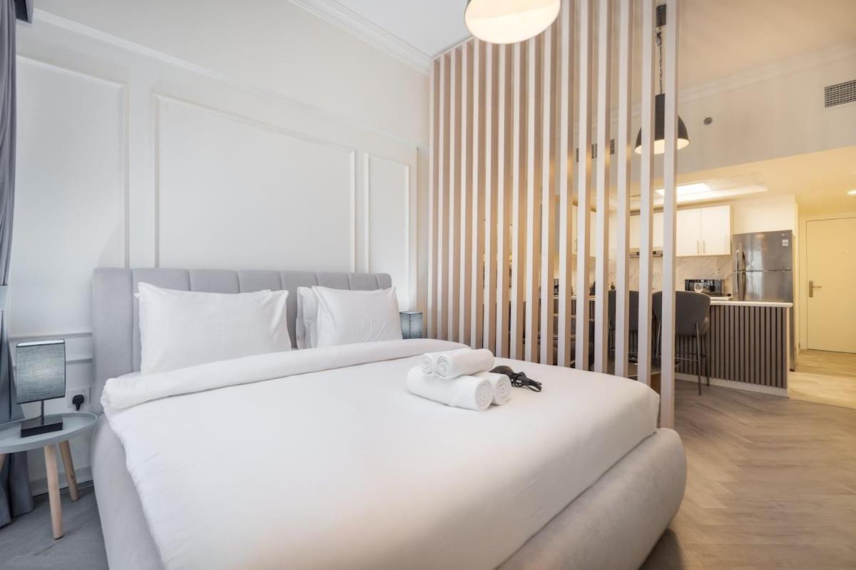 Heavenly Studio In Jvc With Lots Of Dining Options Nearby Appartement *