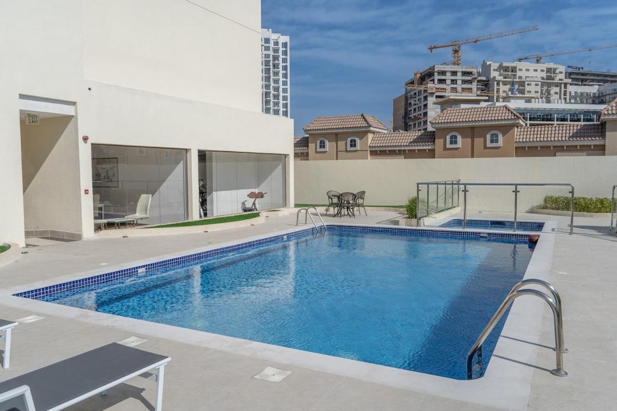 Appartement Heavenly Studio In Jvc With Lots Of Dining Options Nearby Dubai