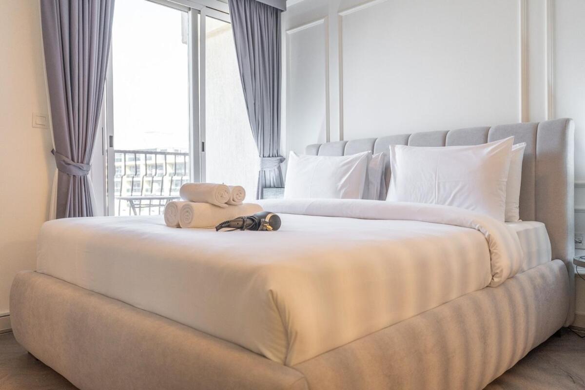 Heavenly Studio In Jvc With Lots Of Dining Options Nearby * Dubai
