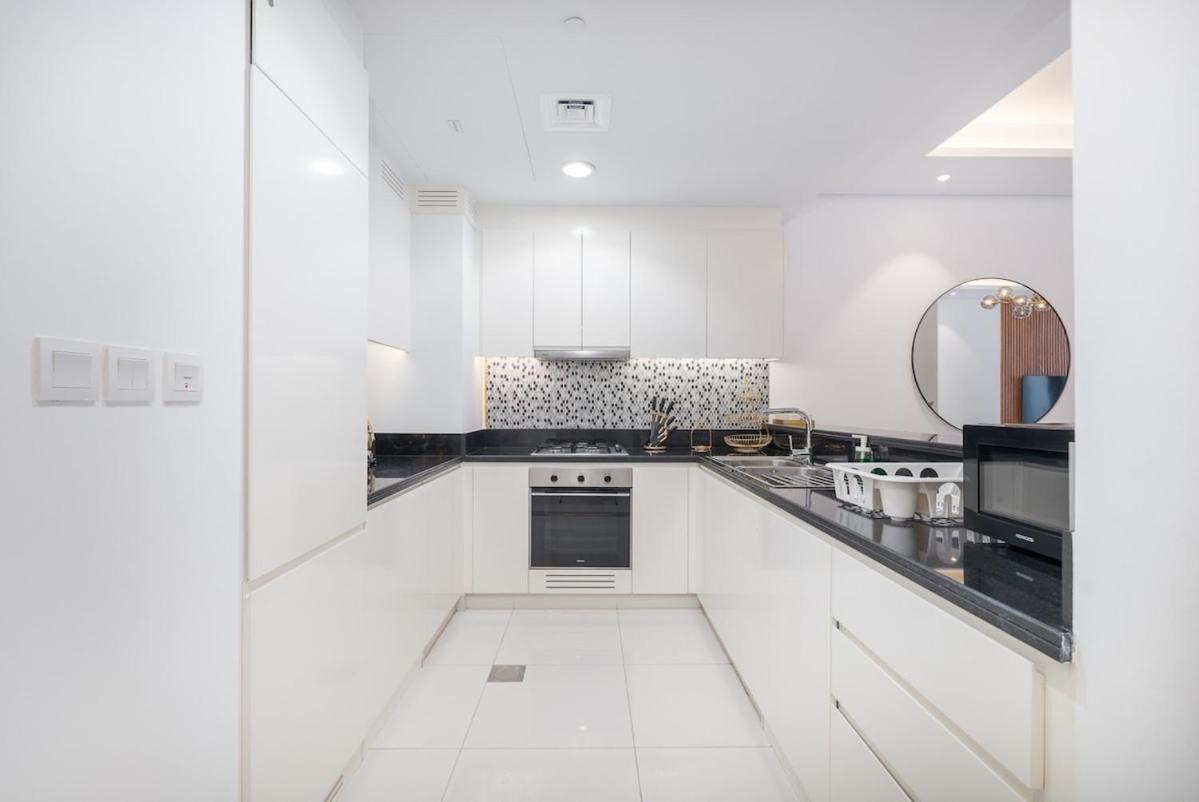 Apartament Modern 2br Perfect For 4 In Business Bay