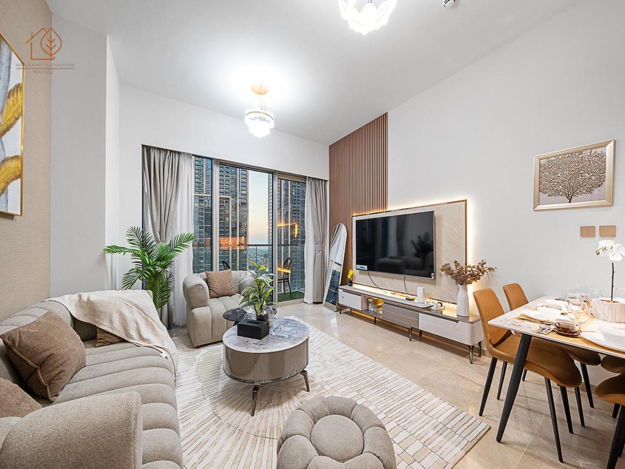 Luxury With Views Near Mall 196gr-1
