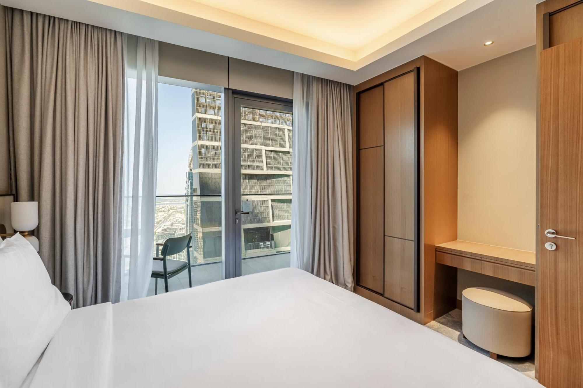 2br Address Opera Residences Downtown *
