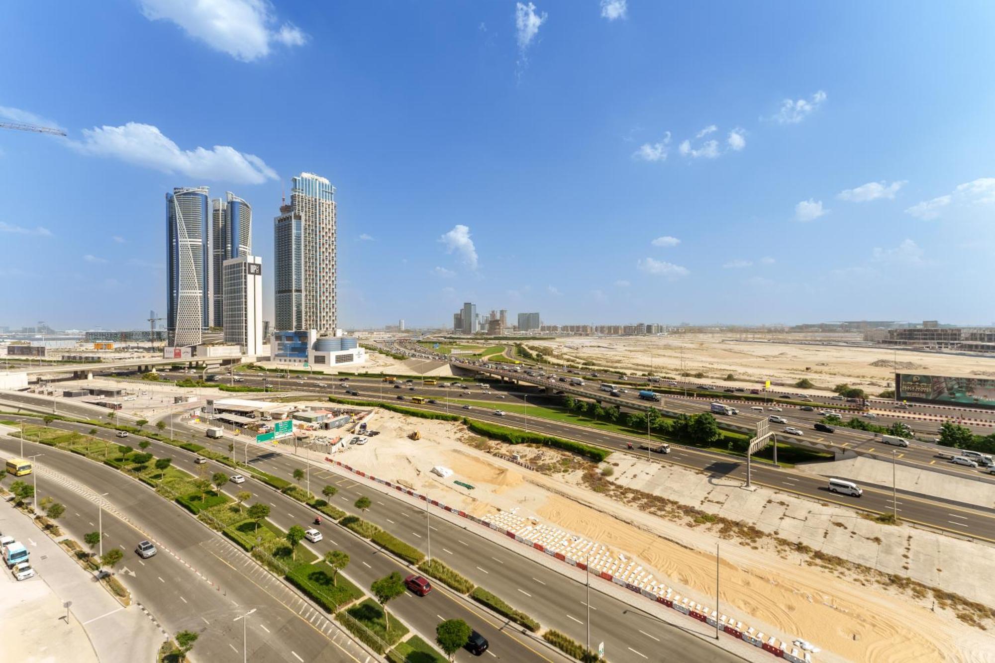 Apartment Maison Privee - Modern Business Bay Retreat With Canal Views Dubai