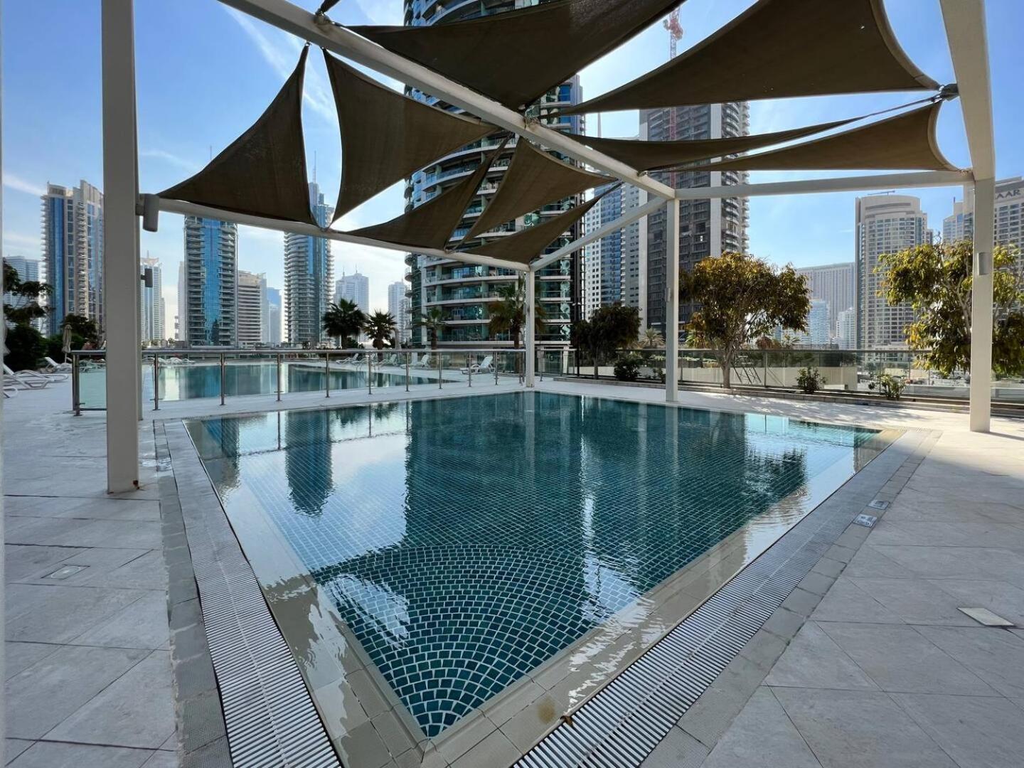 Vacay Lettings - Iris Blue Spectacular Marina View Apartamento