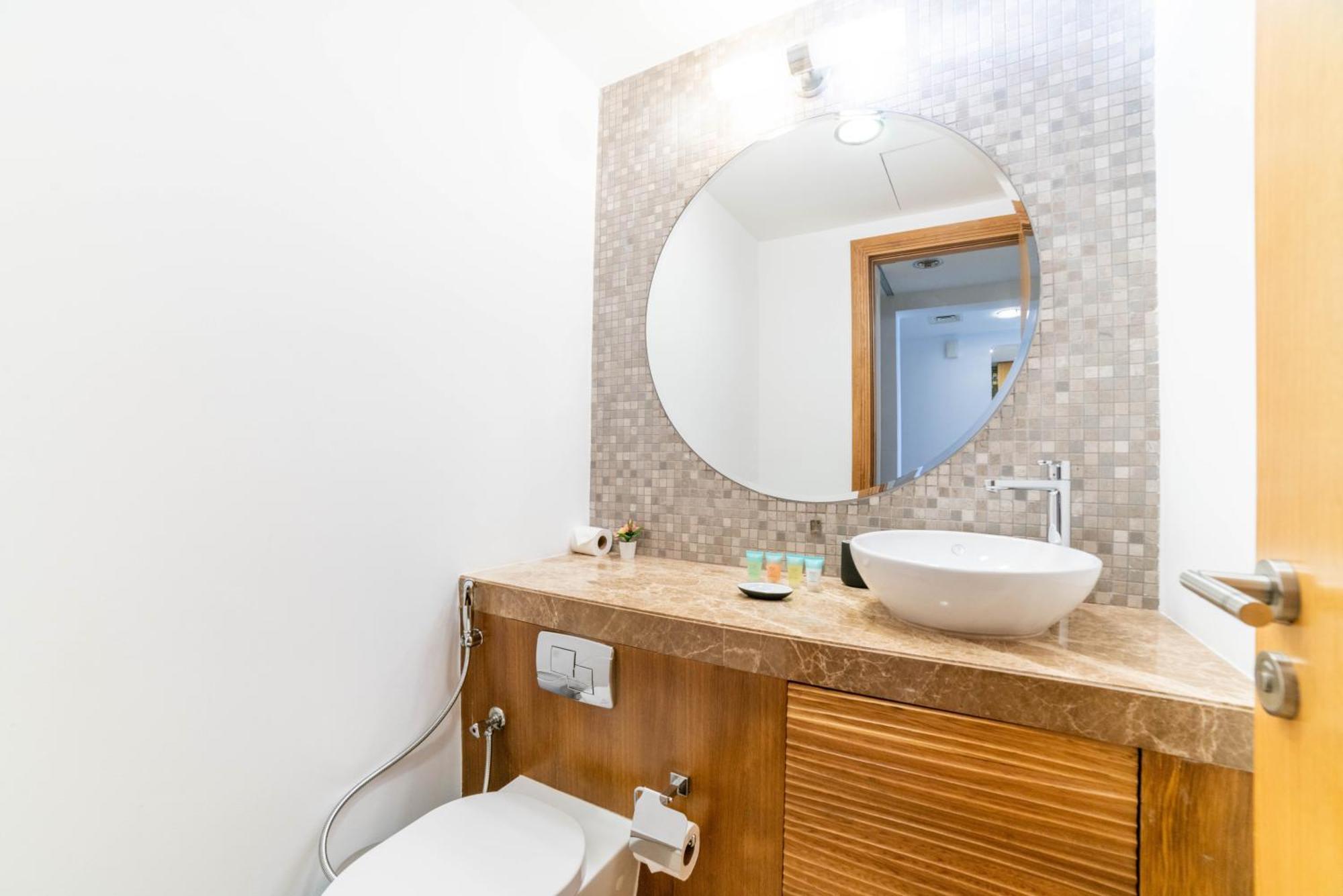 Vacay Lettings - Iris Blue Spectacular Marina View Apartamento Dubái