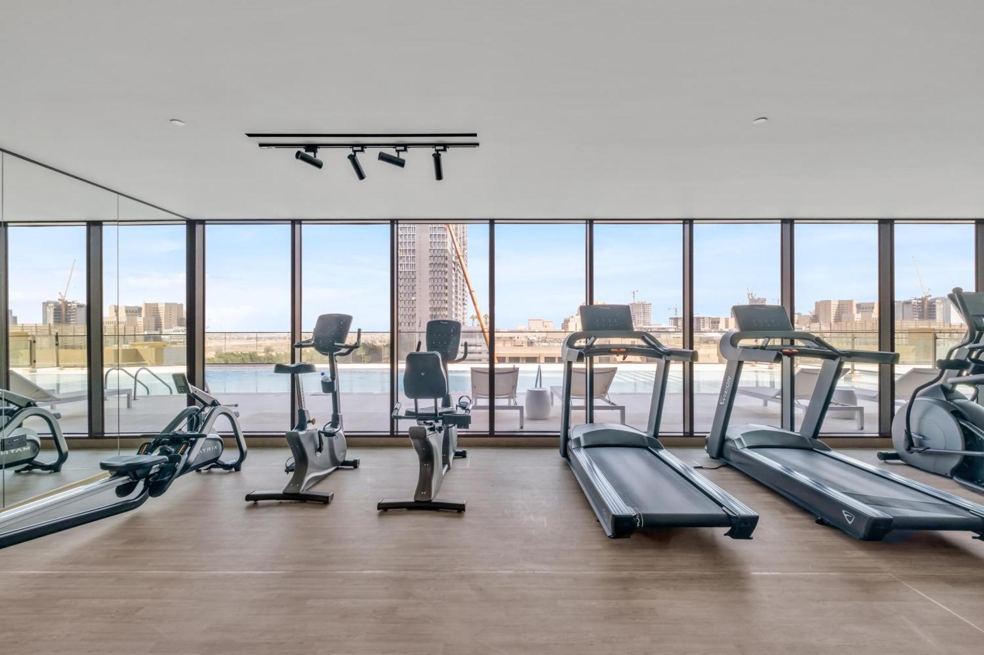 Apartamento Chic 2br For 6 With King Bed, Pool, Stunning Views *