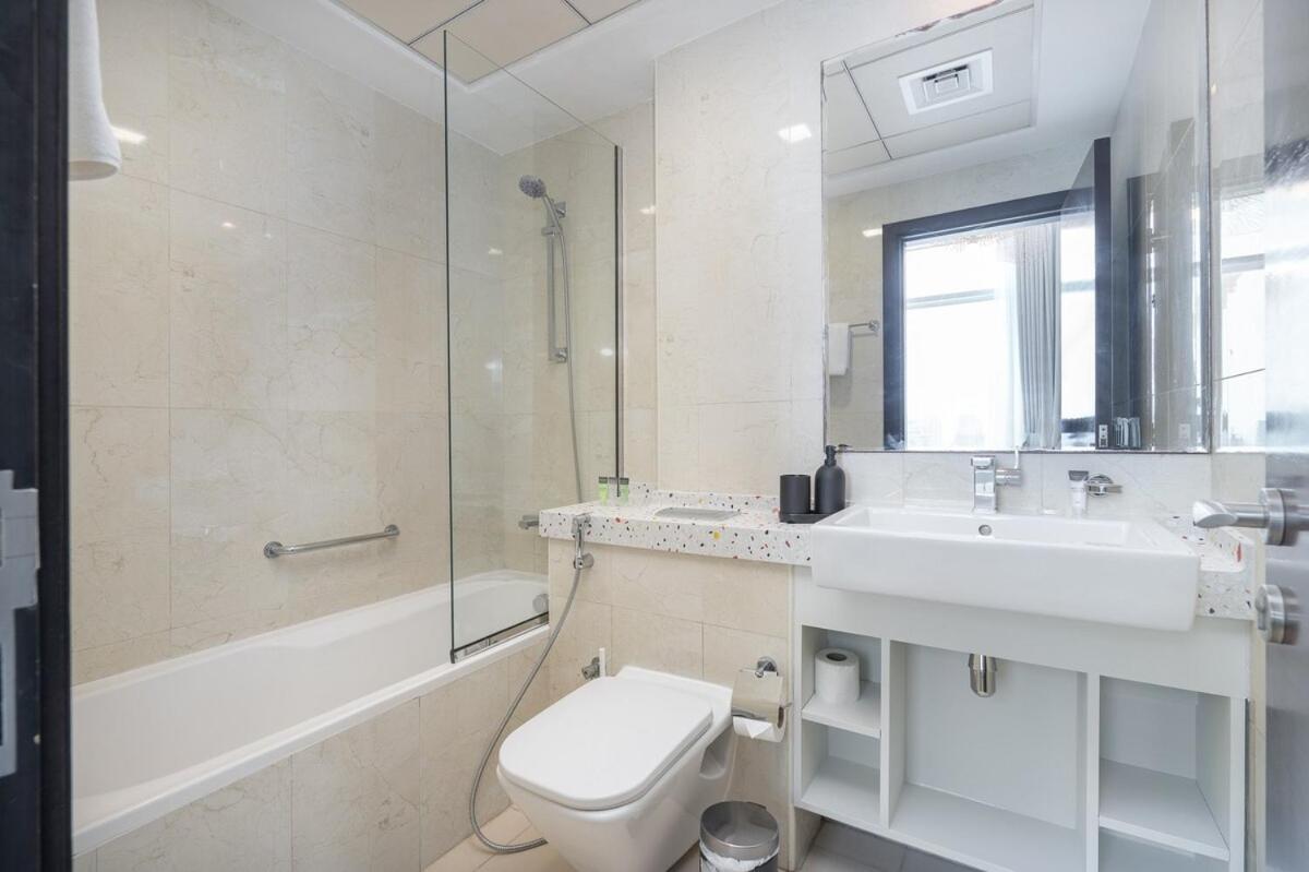 Sophisticated 1-bedroom With Skyscrapers View At Botanica Tower Appartement Dubaï