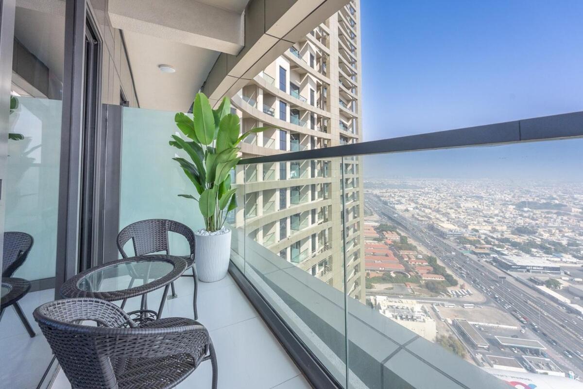 Appartamento Serene 2-bedroom With Views Of The Cityscape At Aykon City Tower C In Business Bay