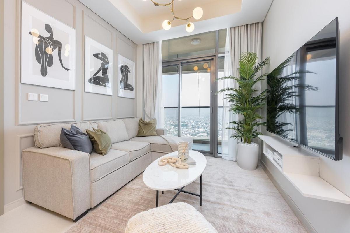 Appartamento Serene 2-bedroom With Views Of The Cityscape At Aykon City Tower C In Business Bay Dubai